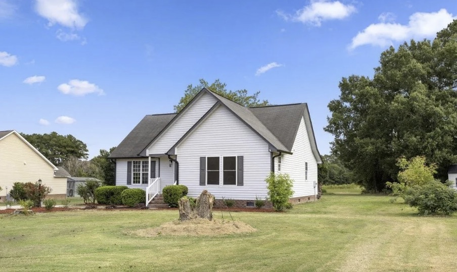Renovated interior of NC home rescued from foreclosure by Atlantis Homebuyers, bought as-is, fully rehabbed